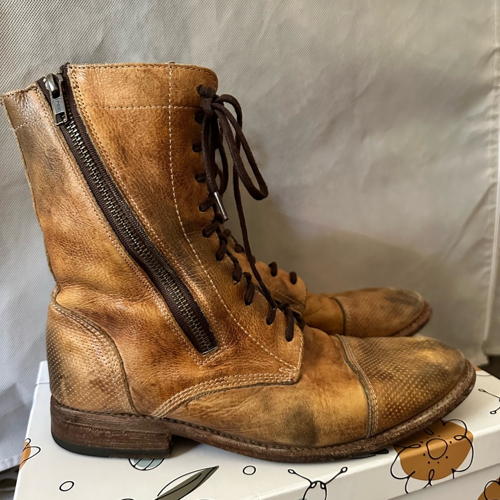 Ankle boots by Bed Stu